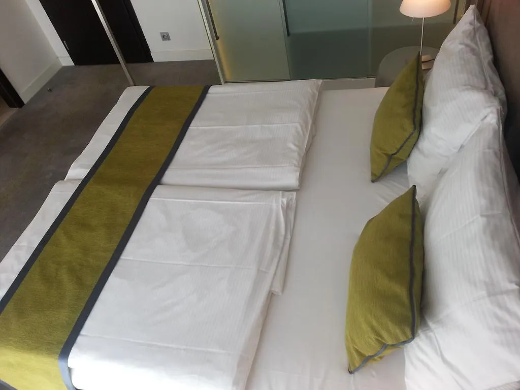 Pure White Hotel Prague