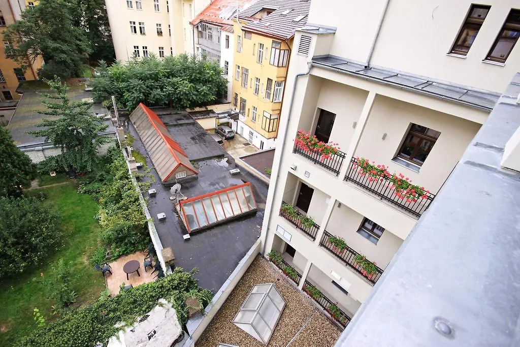 Pure White Hotel Prague