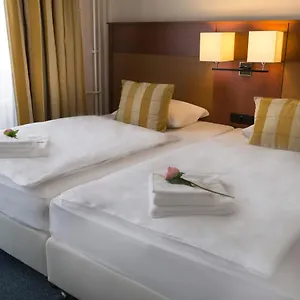 https://marttel-spa-hotel.karlovyvary-hotels.com