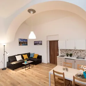 Apartment Apartment Near Wenceslas Square