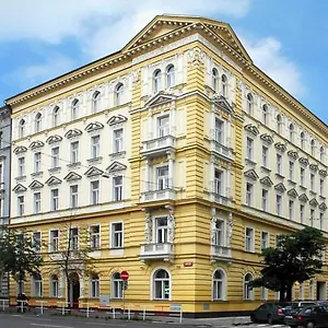 Assenzio Hotell