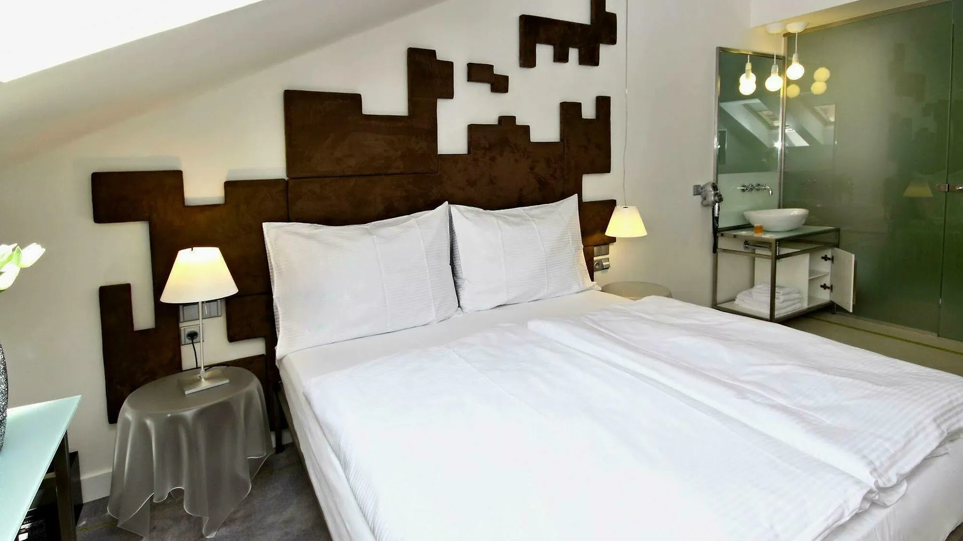 Hotel Pure White Praga